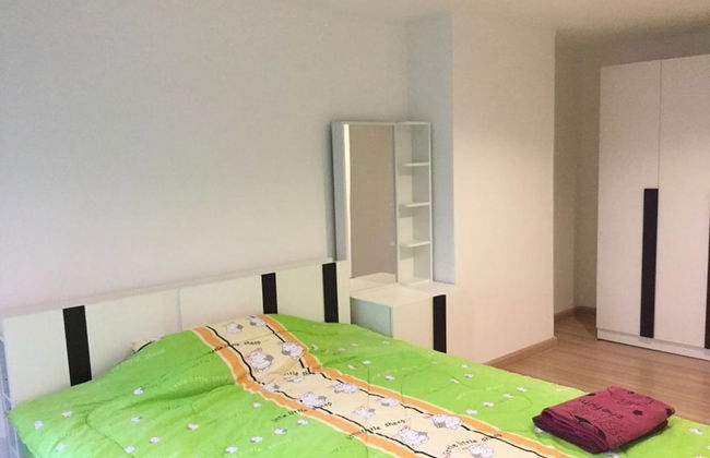 Chateau In Town By Renvio - Photo 14