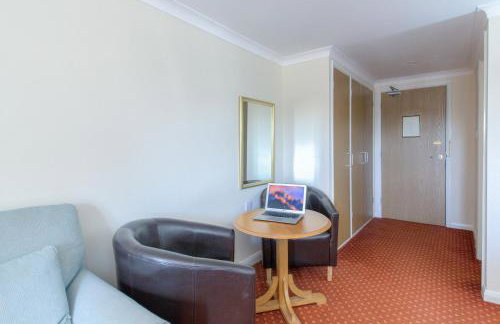 Wayford Bridge Inn Hotel - Photo 36