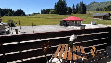 Appartement cosy à la montagne aux pieds des pistes pour 4 personnes et 1 bébé - Foto 2