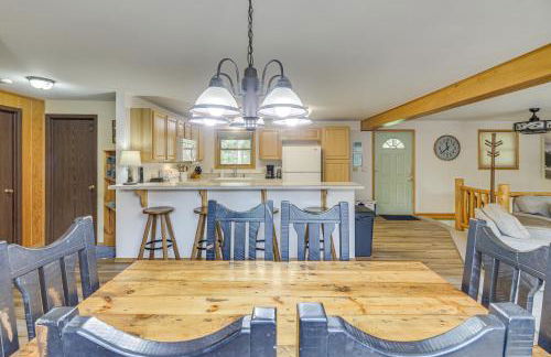 Scenic Forest Lodge Outside Glacier National Park! - Foto 7