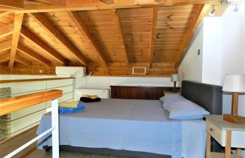 La Casa di Ercole across bay of Nafplio. - Photo 3