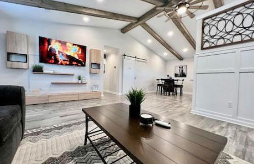 Amazing riverside New Construction home in Middletown - Foto 1