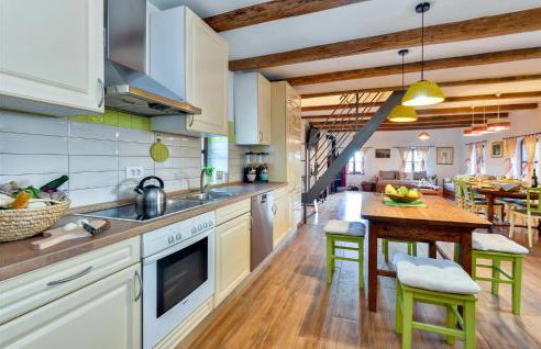 Awesome Home In Breznicki Hum - Foto 5