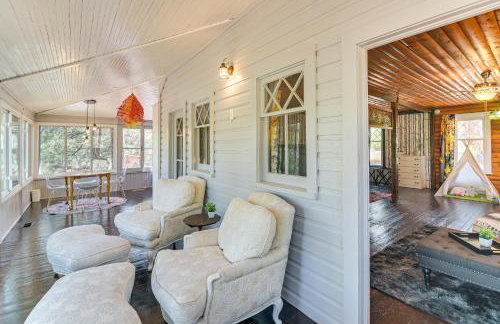 Pine Chateau Guest Cabin with Mtn Views and Sauna! - Photo 6