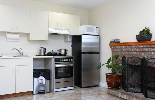 Grand Spacious Suite near YVR by Elevate Rooms - Foto 10