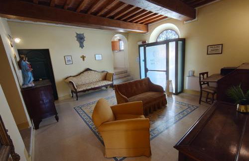 TUSCANFLAT Castle - Photo 36