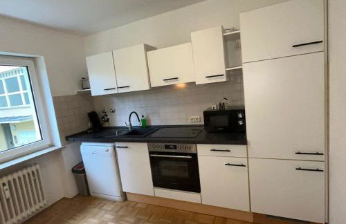 2-room apartment with balcony within walking distance of the bridge - Foto 4