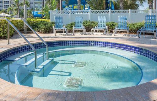 Enjoy your AM coffee in resort relaxation garden in this great 1BD condo in Orlando - Foto 12