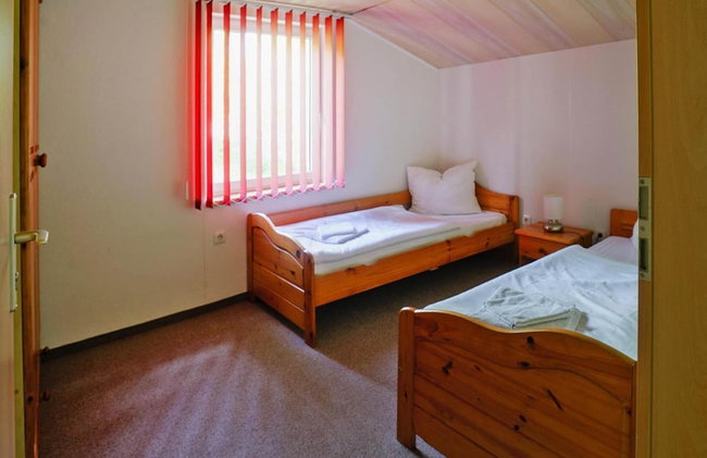 Holiday Hoome in Parchim With Terrace - Foto 2
