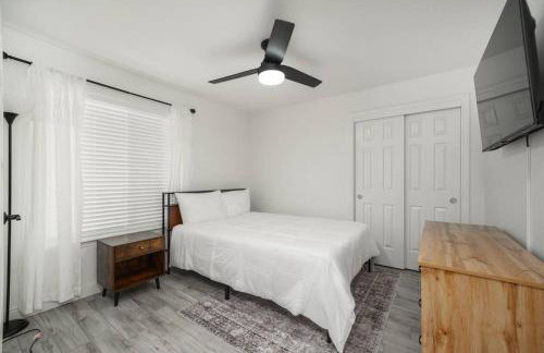 Simple Home for Work or Travel - Photo 9