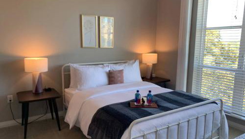 The City View Suite Garage Parking Top Floor! - Foto 2