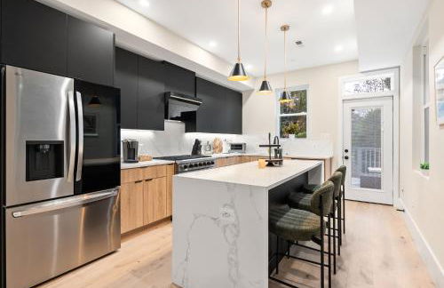 5-Bedroom Home with 2 Kitchens & Rooftop Deck, U Street and Shaw - Foto 36