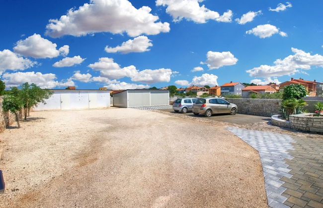 Apartment 1376 - Photo 49