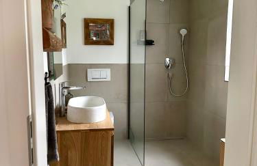 Kernsaniertes Haus in der Natur - Foto 6