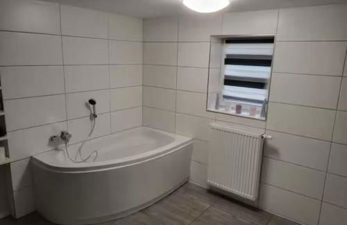 Schöne Ferienwohnung nähe Geiseltalsee - Foto 2