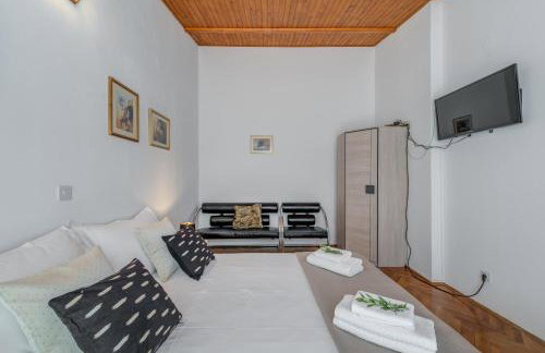 Above The Sea - Foto 30