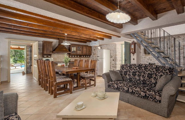 Villa in Posedarje With Private Pool - Foto 27