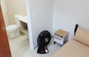 Room 9 on the bar with access to the best beaches BC - Foto 2