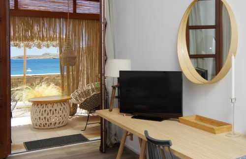 Syros Wellness Luxury Suites - Photo 18