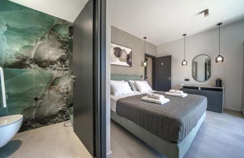 Naval villa-Panoramic villa with heated pool on the roof - Photo 28