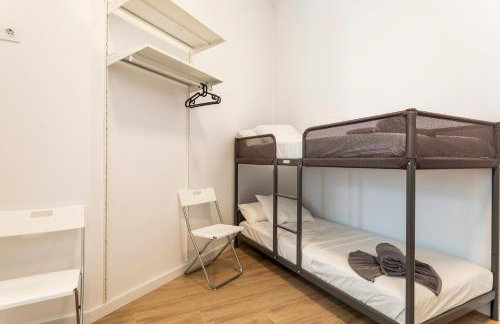 10 pax, AC, Wifi gratis, Ciudad Artes y Ciencias - Foto 13