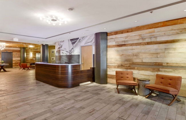 Bluebird Suites at the Warehouse District - Foto 2