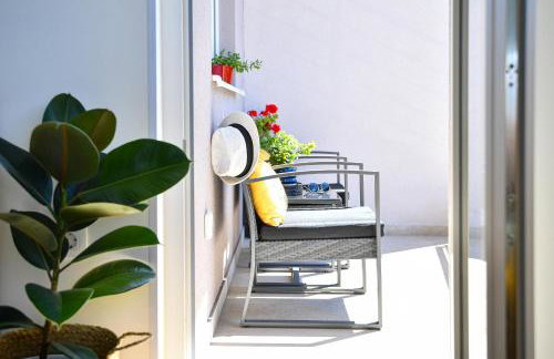 The Fairy's Cave - Free Parking - Photo 8