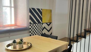 SeaYou!***Charming 1-bedroom rental unit in the old city center of Cres - Foto 4