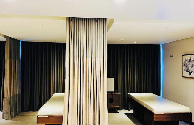 Andi and Frances' Place at BGC - Photo 26