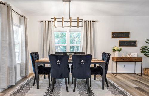 The Craftsman on Clay-Downtown-4 Blocks to Silos-Hot Tub and Cowboy Pool - Foto 7