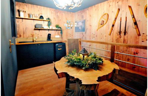 Le Chalet romantique, SPA XXL, 5 min centre ville, Écran cinéma, Lit king size, cascade d'eau - Foto 3