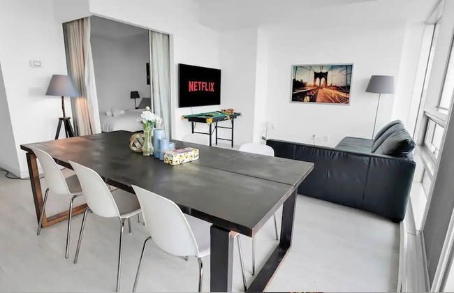 Lanterra Downtown Cn Tower - Photo 54