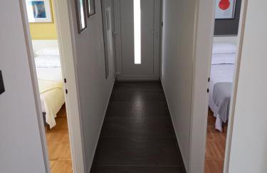 Unique residence with garden and sea view - Photo 11