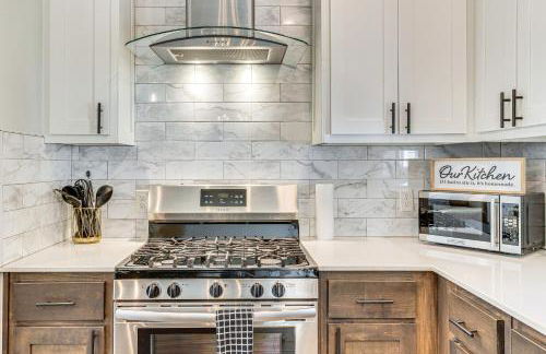 Stylish OKC Farmhouse with Garden - Close to OU - Foto 10