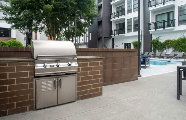 Uptown 1st Ward Corner Unit Superior 2BD Apt - Foto 46