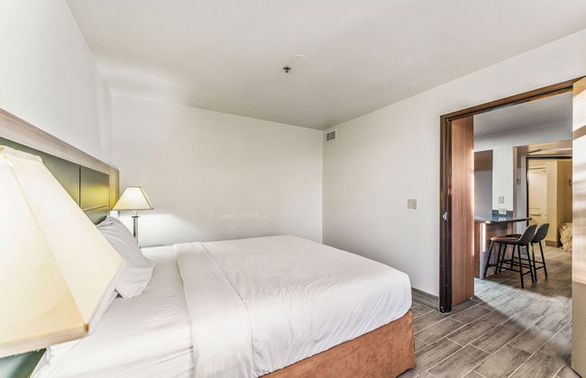 Metro Chandler Extended Stay - Photo 14