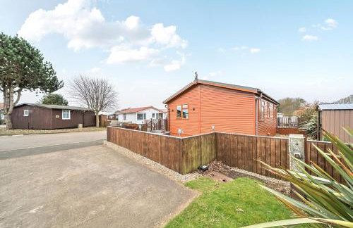 2 Bed Cabin - Sleeps 4 - Pets - 5 min to Beach - Foto 36