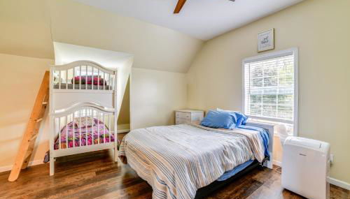 Beachside Living! Family Retreat on Oneida Lake - Foto 5