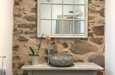 THE HAYLOFT CHESHIRE - Photo 34