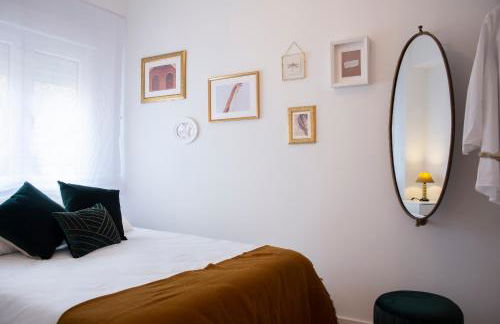 Duerme junto a la Plaza de Toros de Granada. - Foto 12