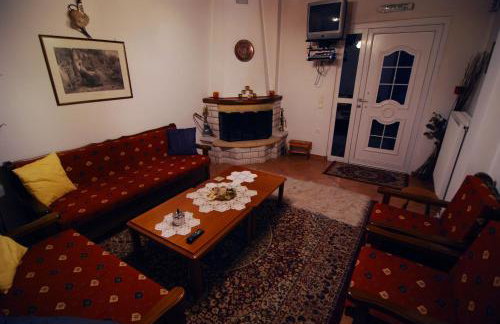 To Spiti tis Pareas - Foto 7