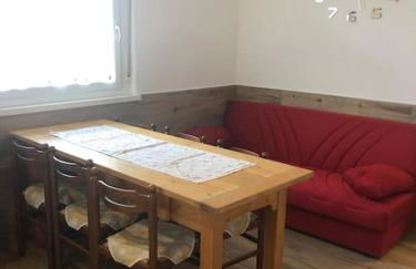 Appartamento luminoso, giardino, vista Dolomiti. - Foto 16