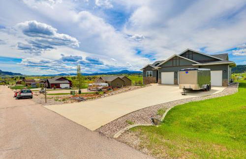 Spearfish Retreat with Fireplace and Mountain Views! - Foto 27