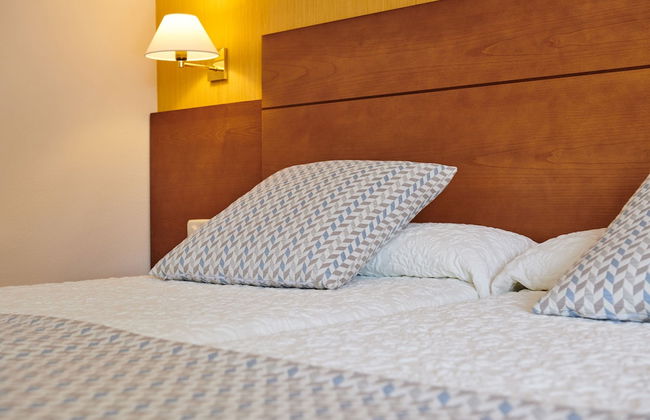 Hipotels Bahía Grande Aparthotel - Photo 13