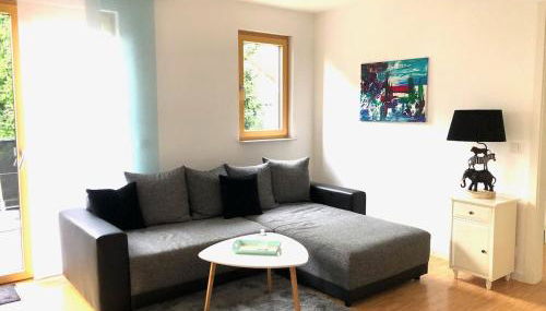 Exklusive Ferienwohnung m. Terrasse, ruhig gelegen - Foto 4