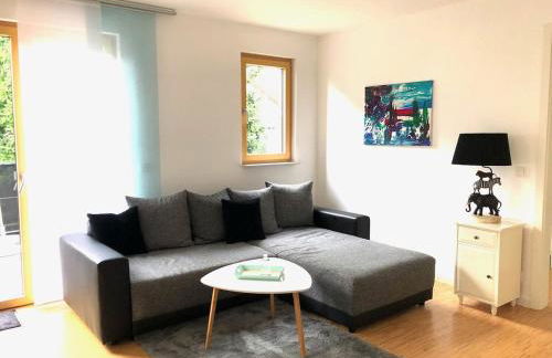 Exklusive Ferienwohnung m. Terrasse, ruhig gelegen - Foto 4