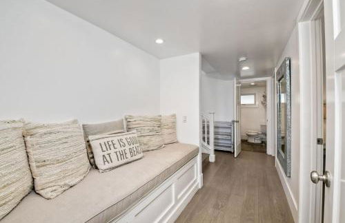 Luxury Ocean Views & Steps To The Sand - Tower 36 Lower Condo Unit - Photo 12