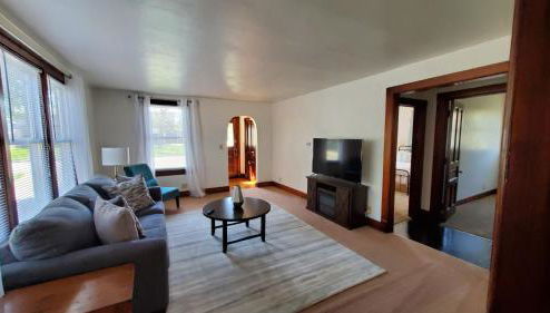 Fully Furnished 2 Bed / 1 Bath - Downtown Appleton - Foto 1