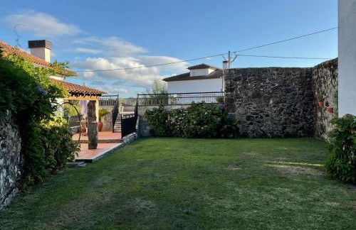 Casa de Campo Patio do Avô - Varanda do Pátio - Foto 32