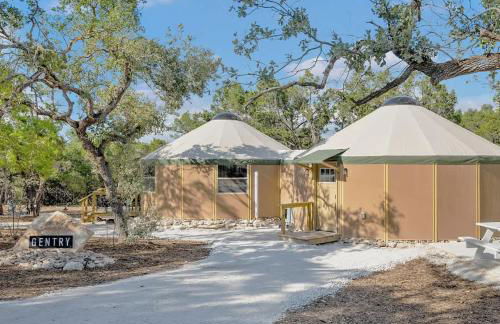 Gentry- Luxury Yurt-Cabin - Family Glamping Canyon Lake w Private Hot Tub - Foto 9